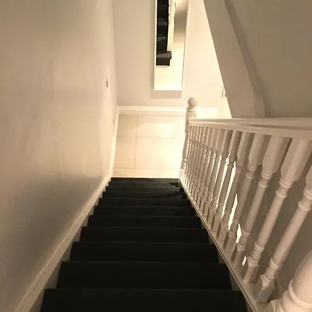 Gardiner Street - 3 Apartment *